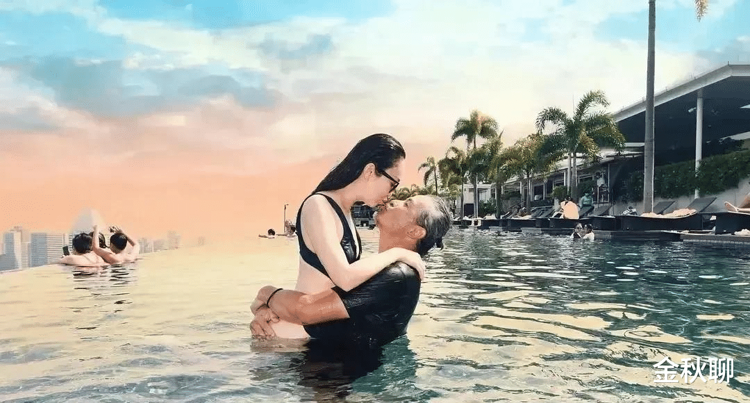 范文芳|51岁范文芳秀身材惹热议 小龙女终把杨过熬成爹！