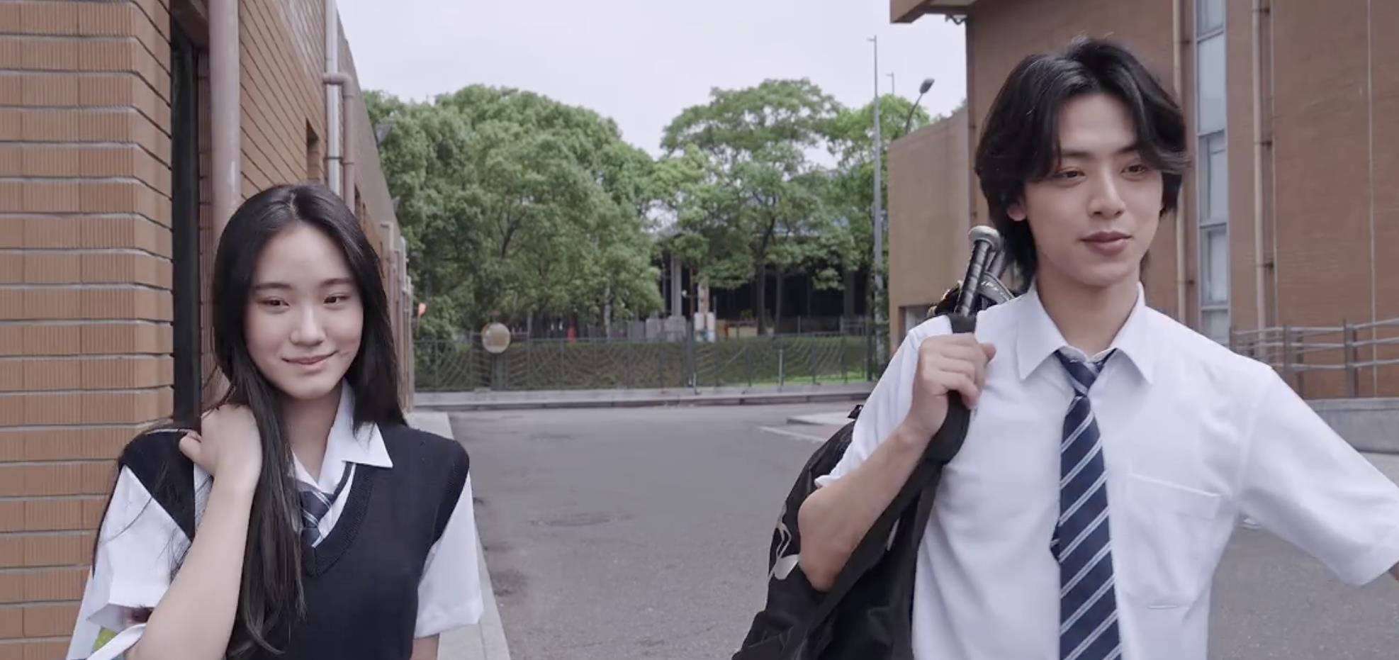 小S|小S15岁二女儿再创收！拍新广告嘟嘴wink好成熟，曾自称要养妈妈