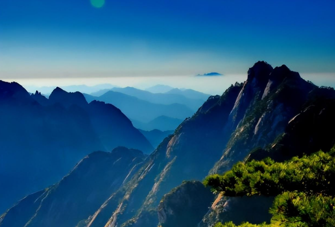 华山|中国三大“难爬”的山峰，不要错过，能登上两座算你了不起了