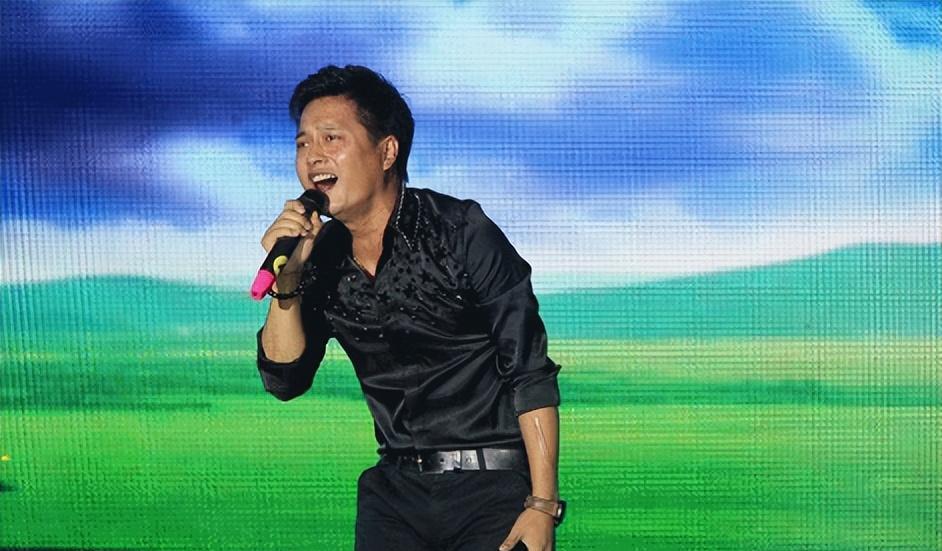 草根歌手云飞,6年前抛弃妻女,现如今付出了惨痛的代价