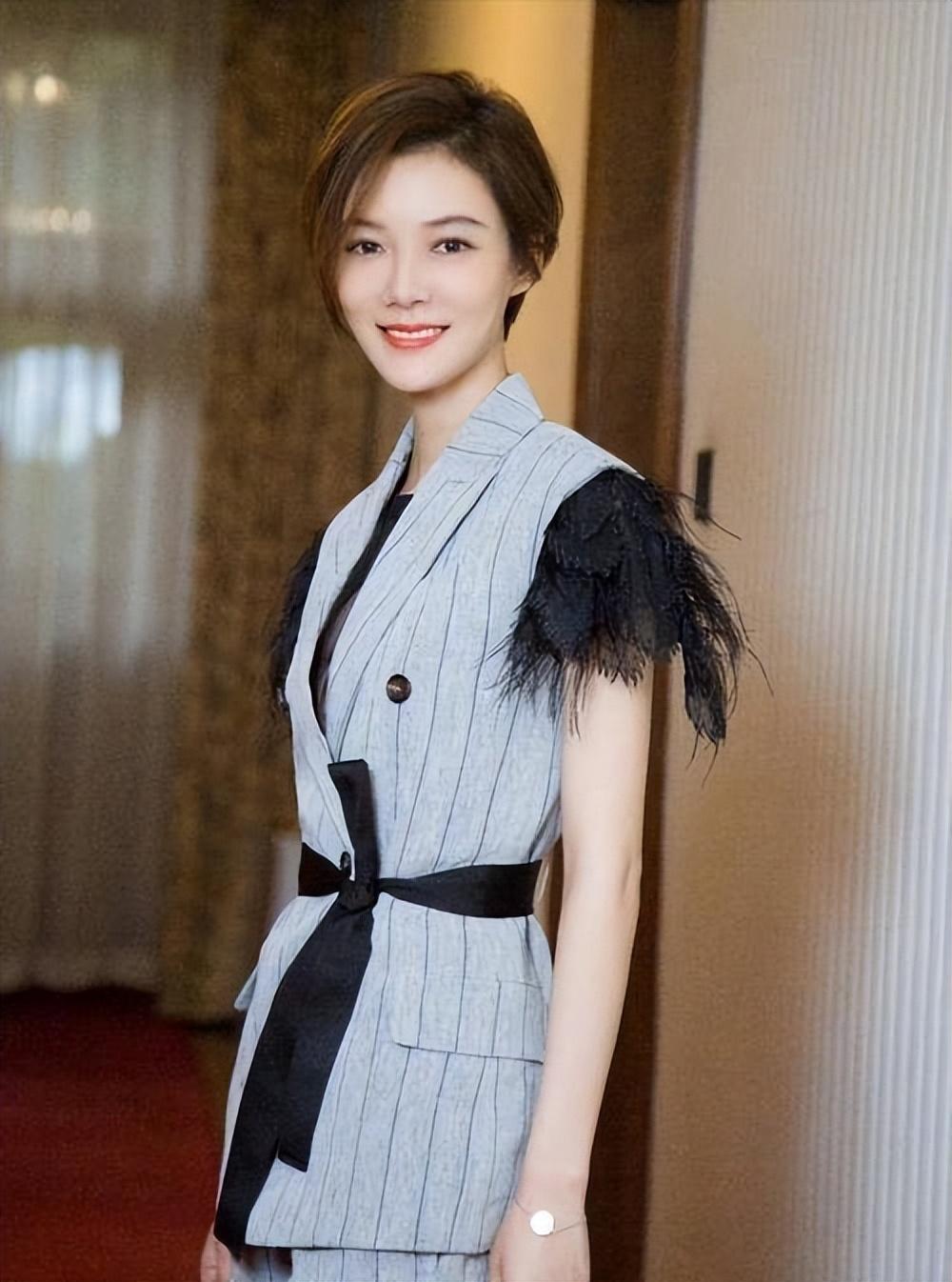 车晓母亲称邓超是好的女婿,如果不拖拉,车晓早就成为他的媳妇了