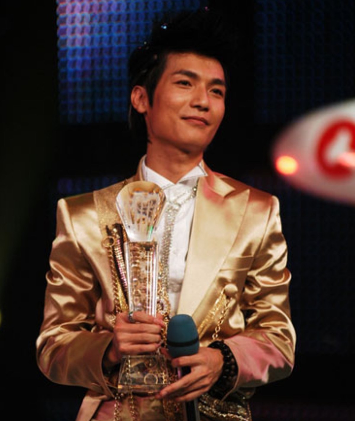 夺冠这一夜，人情冷暖、江湖地位，在陈楚生身上体现得淋漓尽致