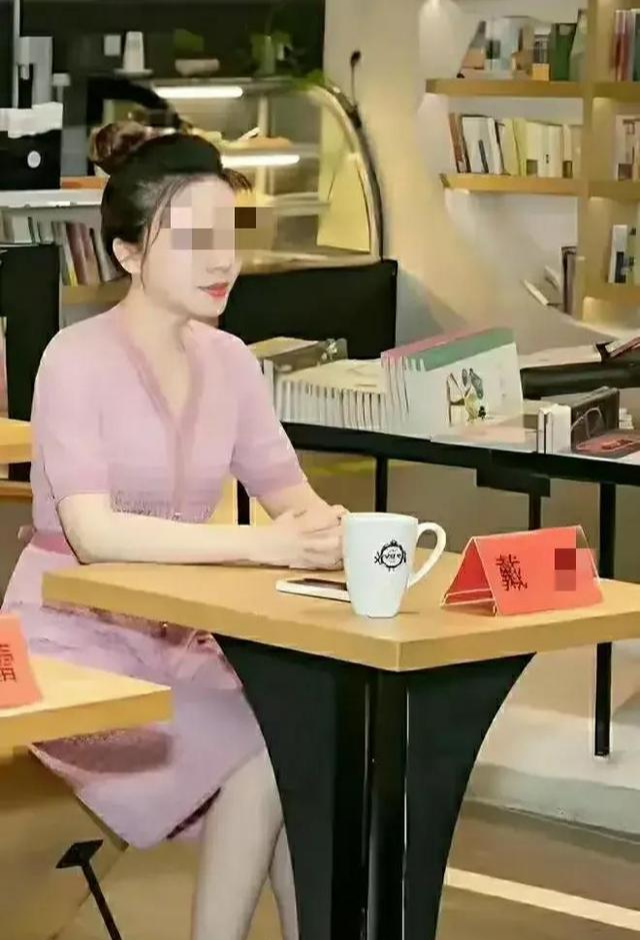 戴璐副局长婚前相亲对象,不是官二代就是富二代,真不是一般社员!