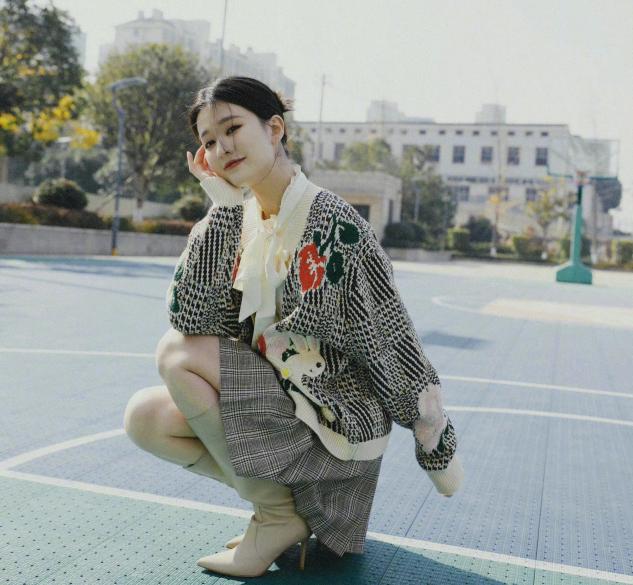 荆州|《合伙吧少年》乔欣金句频发，说职场像宫斗戏，女生只喜欢被偏爱