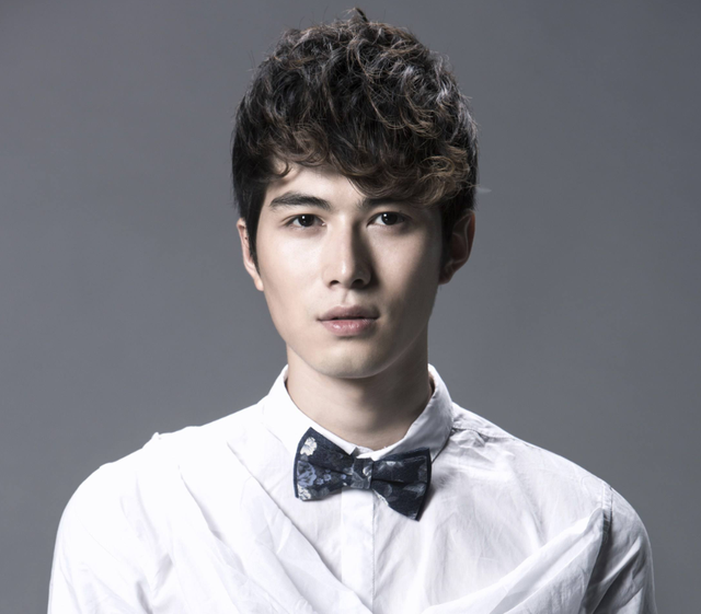 娱乐圈|看了当红明星“判若两人”旧照，才明白资本造星的力度，有多强