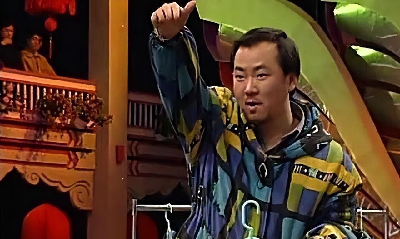 郭冬临|20次登春晚,56岁单身无子,因8个字被索赔1亿,郭冬临怎么样了