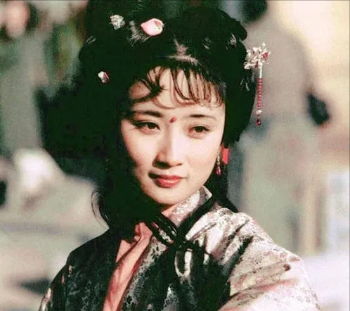 和“红楼第一帅”一见钟情,陈剑月到底有多美?这些照片就能证明