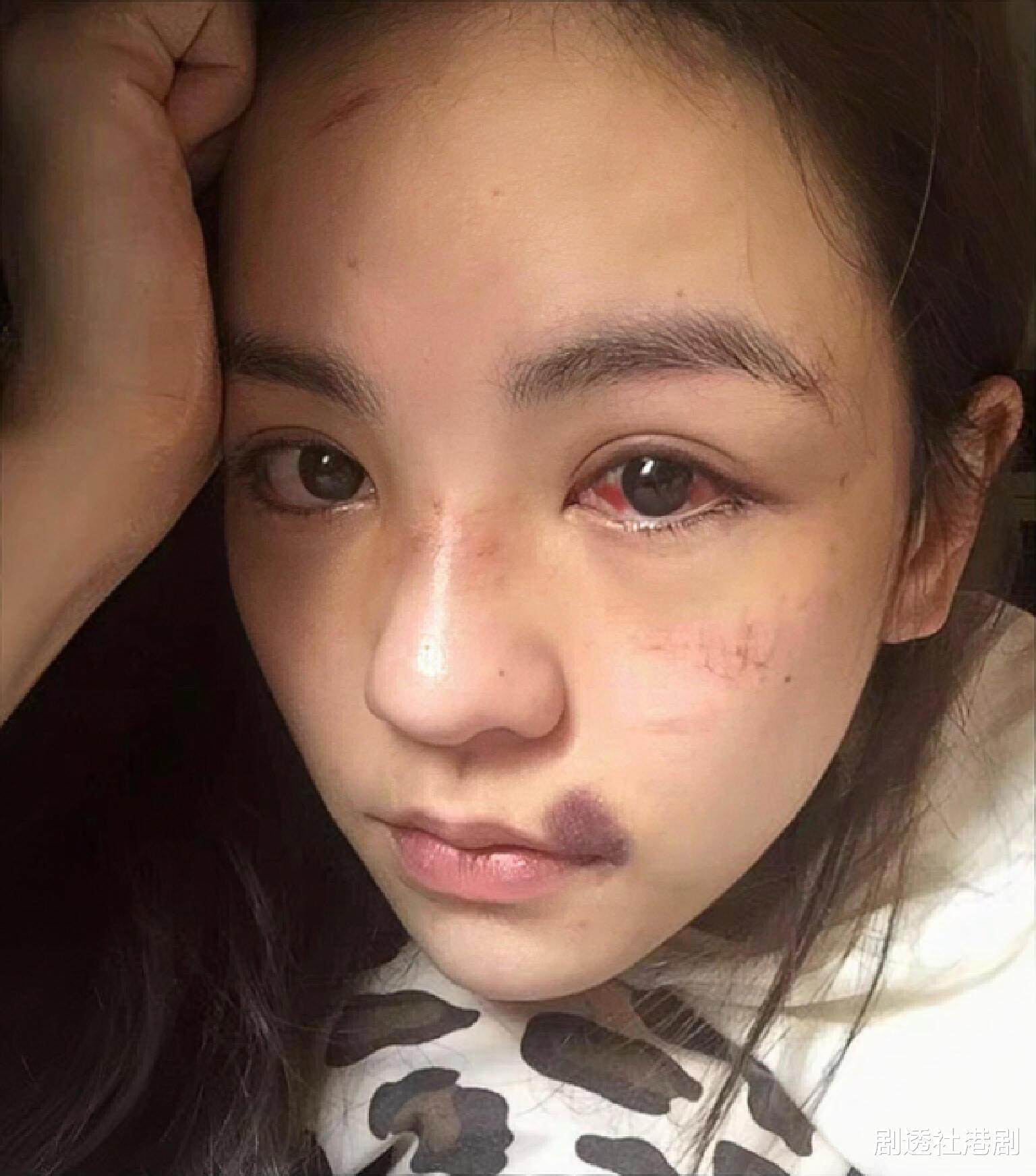 富二代|突发！香港人气女星遭贴大字报公开追债，被曝与超级富二代男友分手