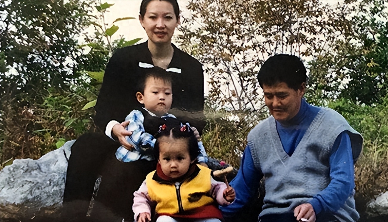 66岁的赵本山老脸都丢光了，儿子不仅炫富还骂网友：你算哪根葱！