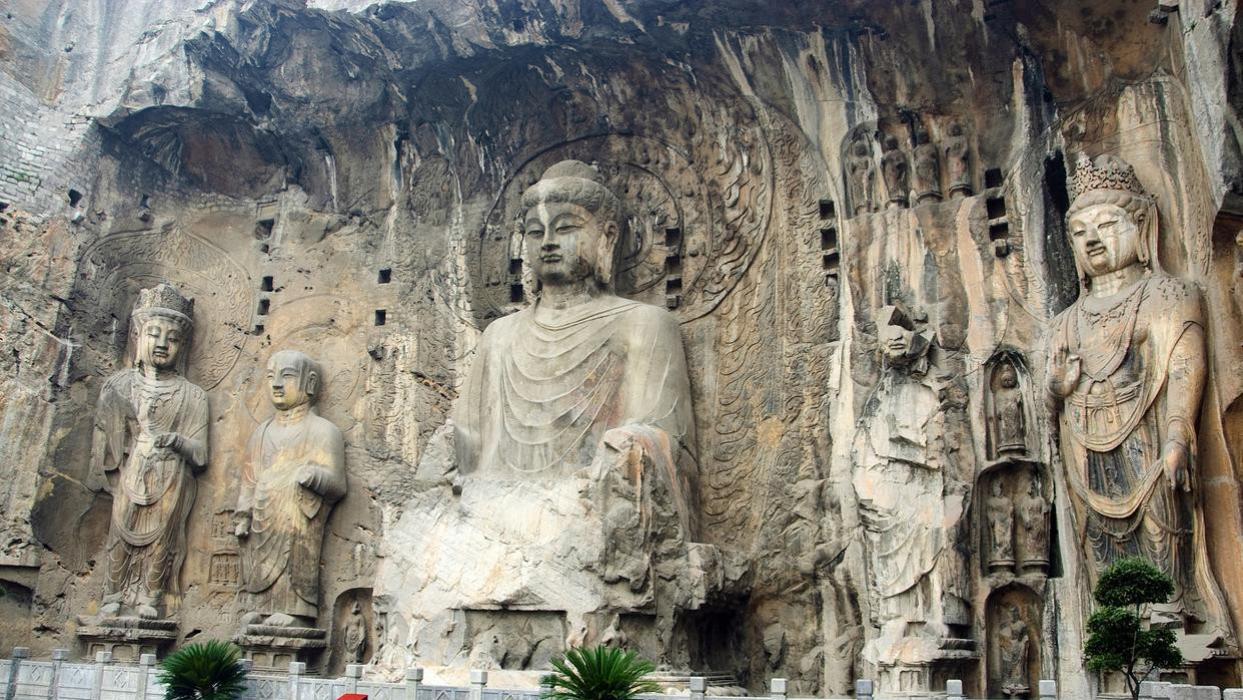 |龙门石窟的佛像，究竟是被谁破坏的？答案可能出乎你的意料！