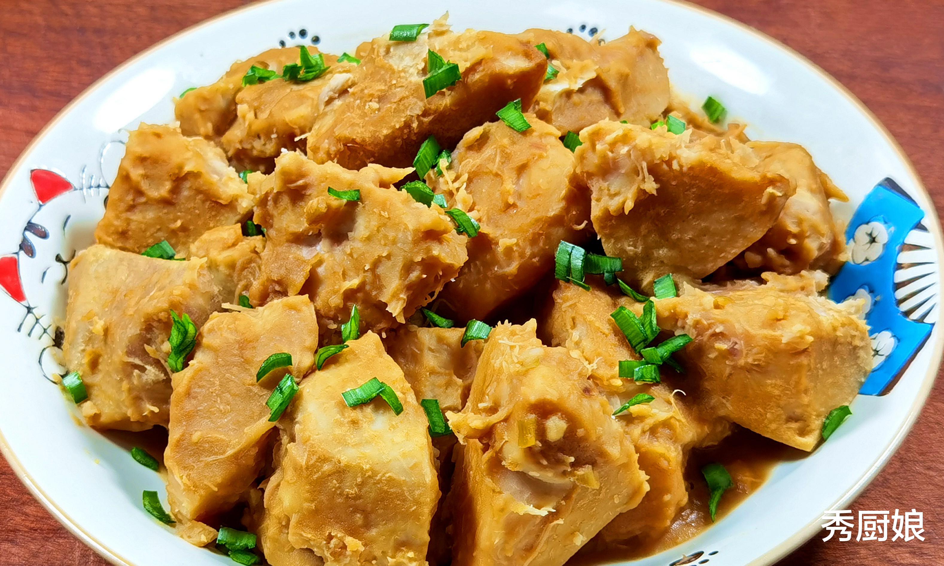 |秋天吃芋头千万要记住,芋头的“死对头”,两者不能一起吃!