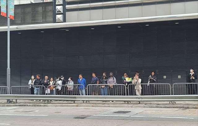 刘德华亡父出殡,全家24位成员详情曝光,华仔全程保护害羞女儿