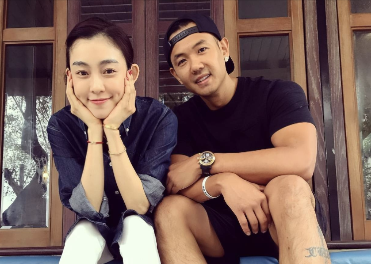 古巨基翻版!36岁萧敬腾向49岁经纪人求婚成功!众星排队送祝福