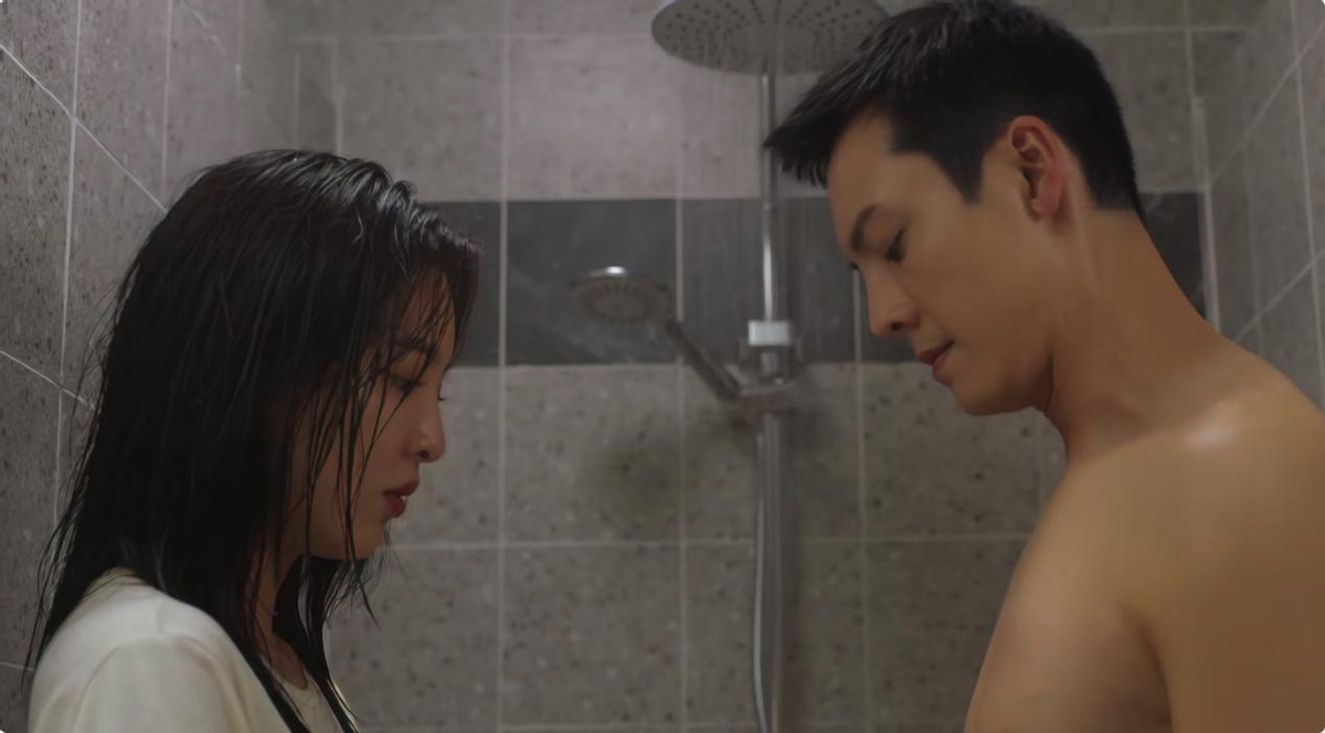 照亮你|积压2年,消防大剧《照亮你》终于能播了?但这换脸也太假了