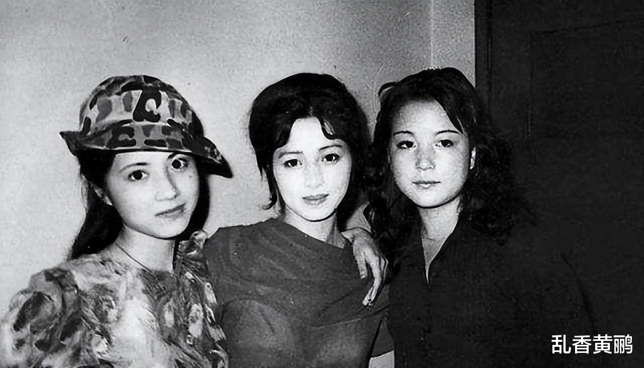 陈晓旭算不算顶级大美女？看看她和红楼20位演员的合影，就知道了