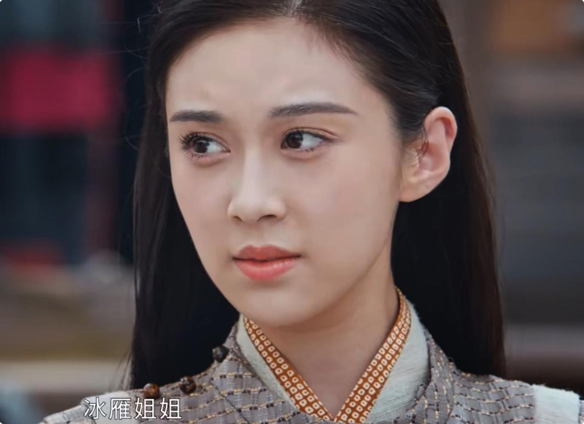 舍不得口红眼影纹唇,就别硬演“女扮男装”了,你是当观众瞎吗?