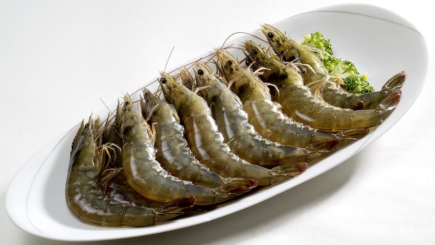 牛肉|建议女性:若不差钱,多吃这4样美食,低脂高蛋白,越吃越年轻