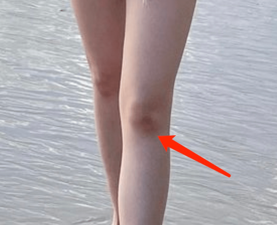 华谊兄弟|华谊千金晒度假照，20岁王文秀香肩细腰身材丰满