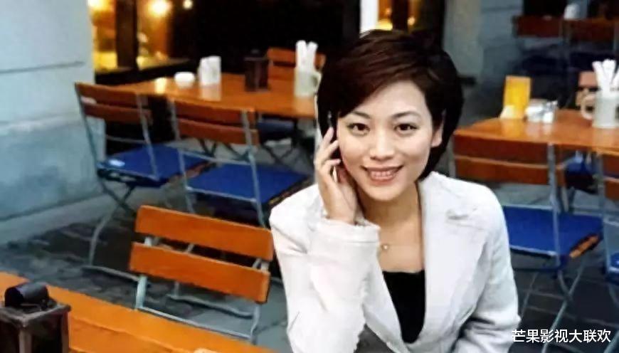 她是央视著名主持人,和丈夫分居17年,怀孕仍上班,风光后有心酸