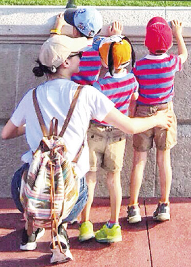 57岁李泽楷:终究还是把 “女主人”的位置,送给了梁洛施