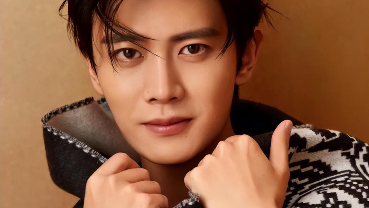 卓伟准顶流大瓜没被买走？点赞R姓男星评论，任嘉伦首当其冲