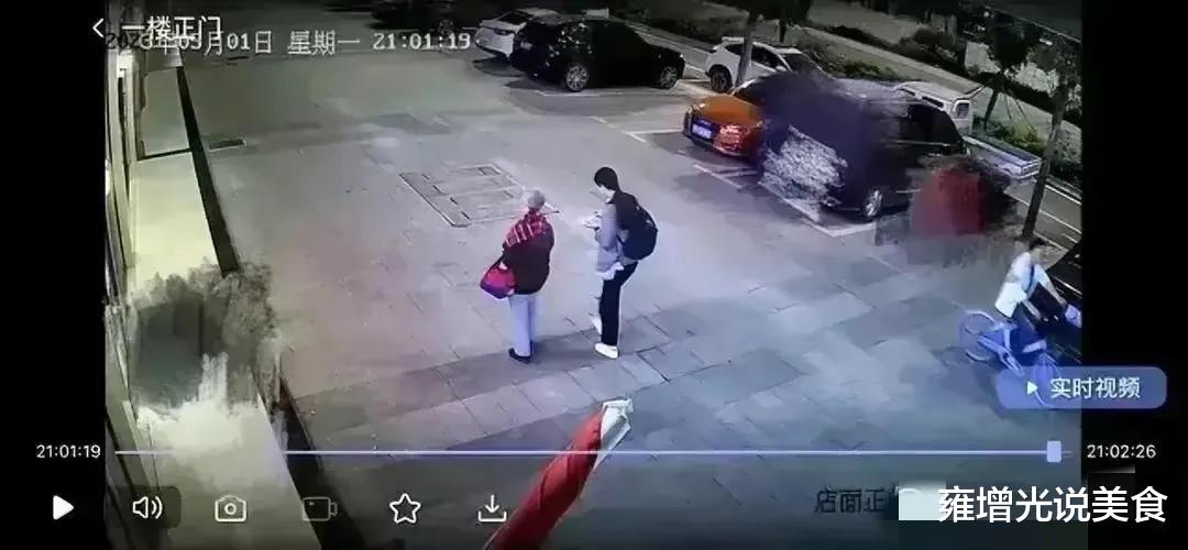 横店|“冰淇淋事件”让宝马蒸发180亿，“横店插队”让婆孙流落街头