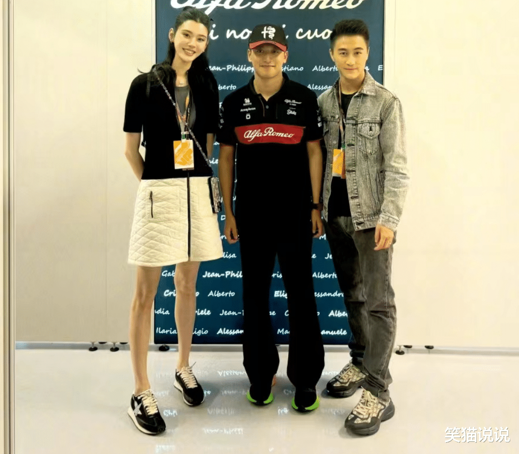 奚梦瑶何猷君亮相赛车场：夫妻甜蜜合照秀恩爱，何超欣同游很欢乐！