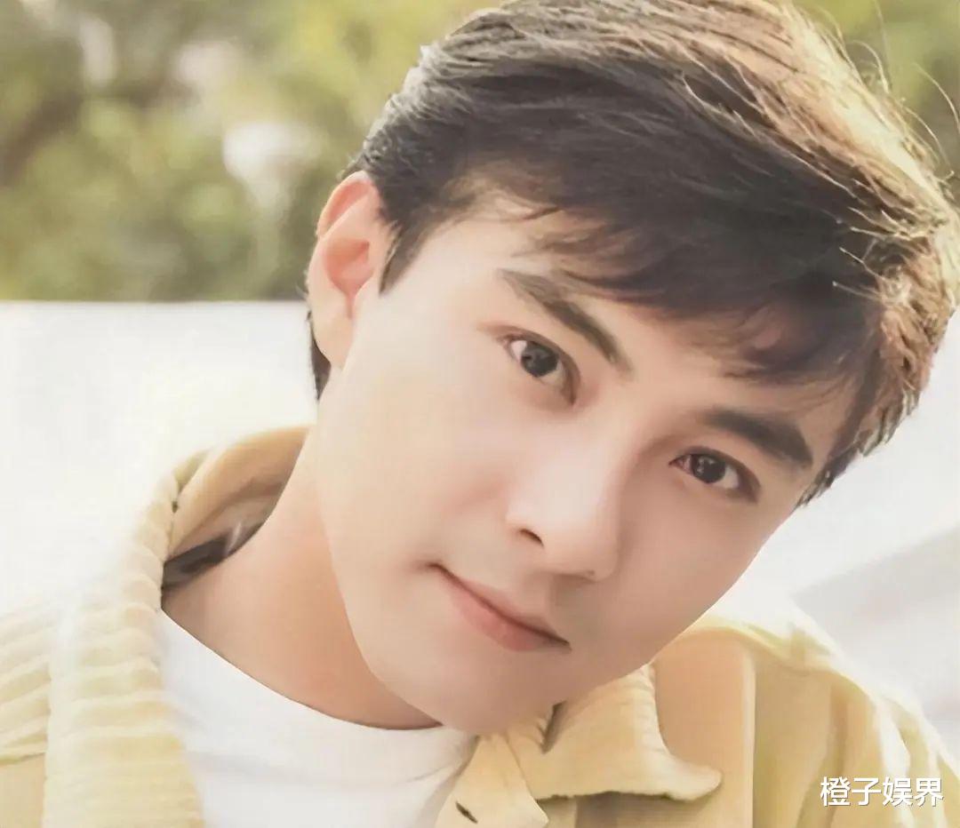 过气艺人的残酷真相，在58岁的张卫健身上展现得淋漓尽致