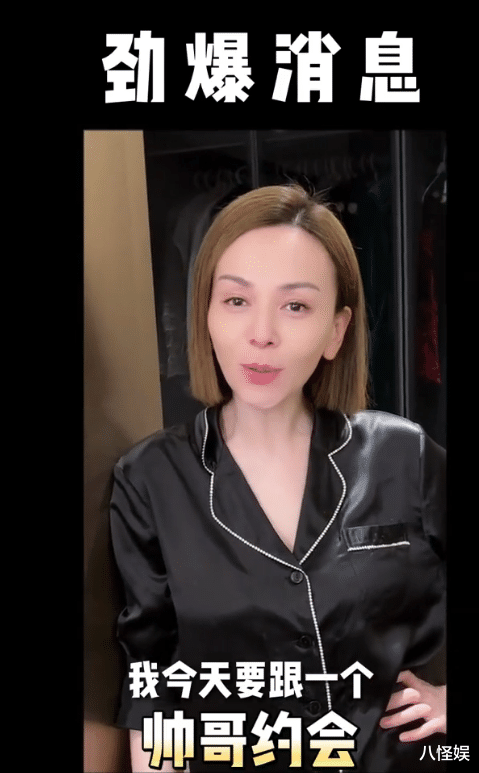 “雪姨”王琳久违晒儿子，18岁王诺眉眼俊朗，从小胖墩逆袭成帅哥