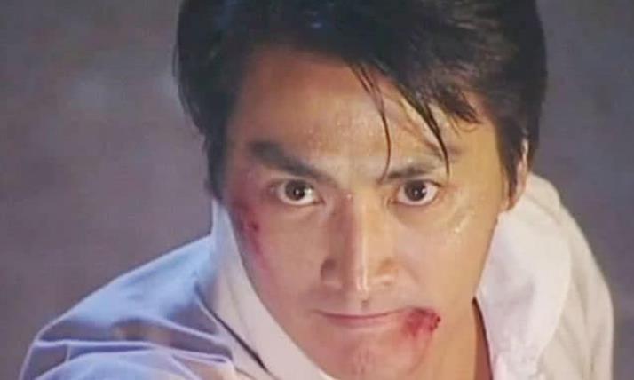 知名演员何家劲深夜发文：“人神共愤！自有天收！”评论区沦陷