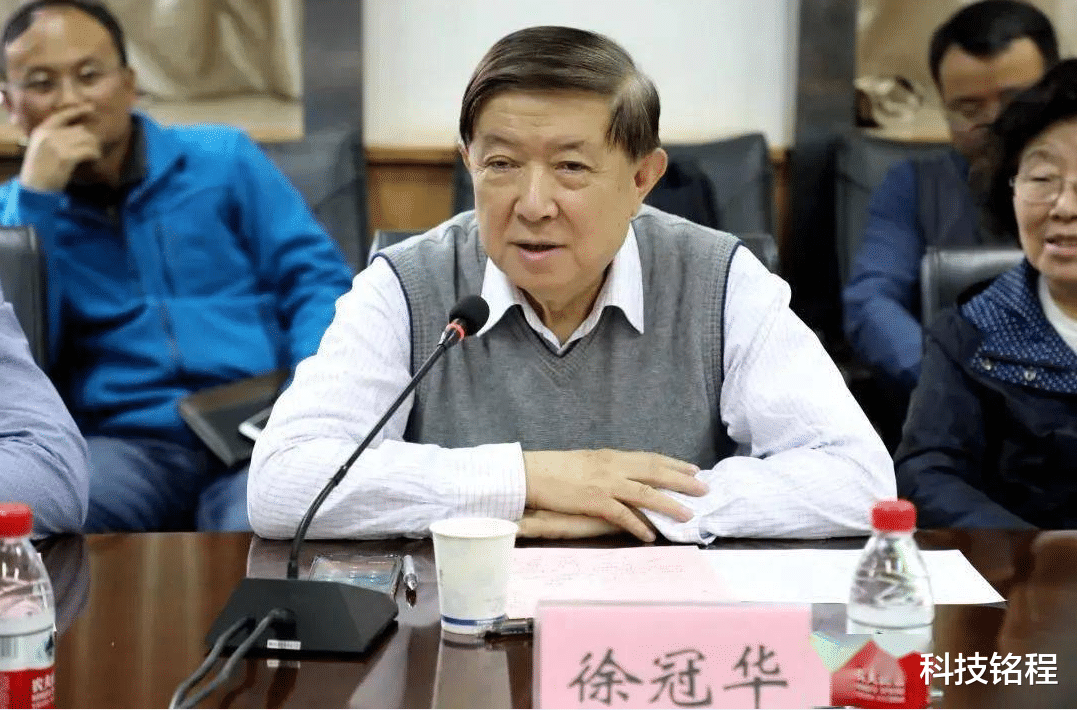 手机厂商|1万台龙芯电脑进入课堂,中小学迎来纯国产教学,Wintel成为过去