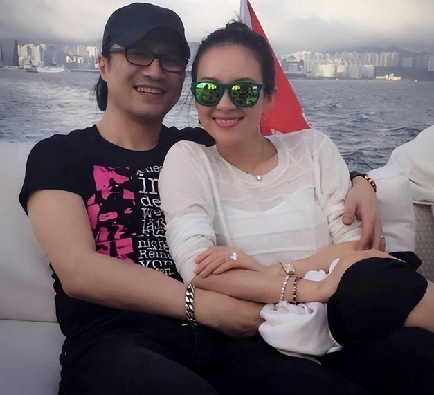 汪峰章子怡婚变的原因曝光后，才知撒贝宁当年及时止损有多明智
