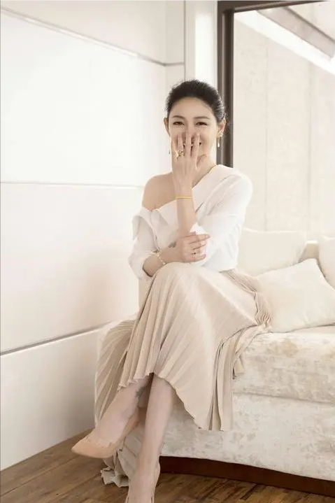 大 S 方回应汪小菲示爱，曝男方私下多次求复婚，发 4 点声明无情打脸