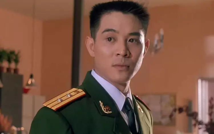 李连杰的离世传闻为何引发争议？真相如何？