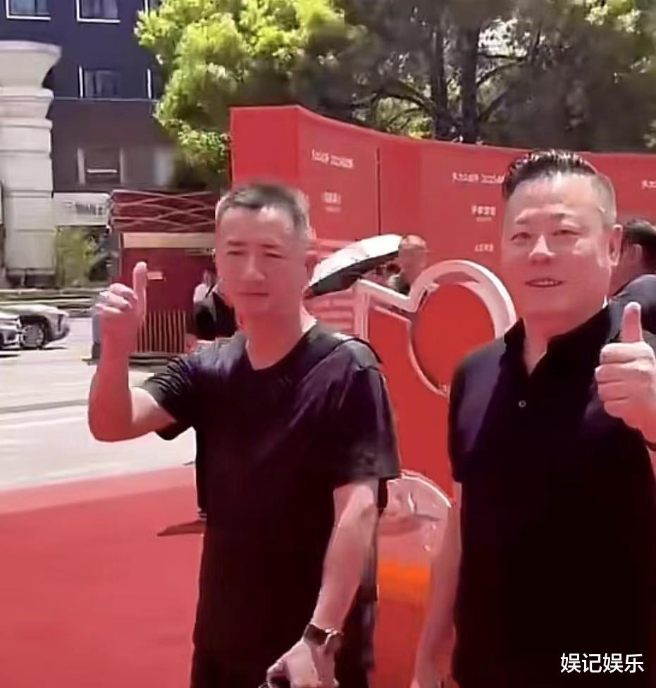 汪小菲接娃回京生变故,S妈从中干涉要求安总做担保,张兰拒绝