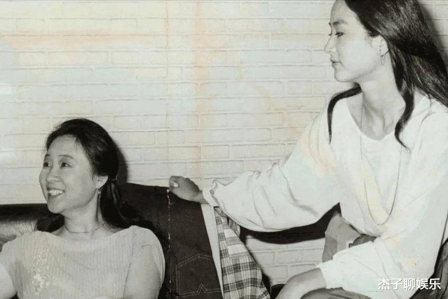 台湾|爱上大龄老师,后又二婚当小三,琼瑶:我只要爱情