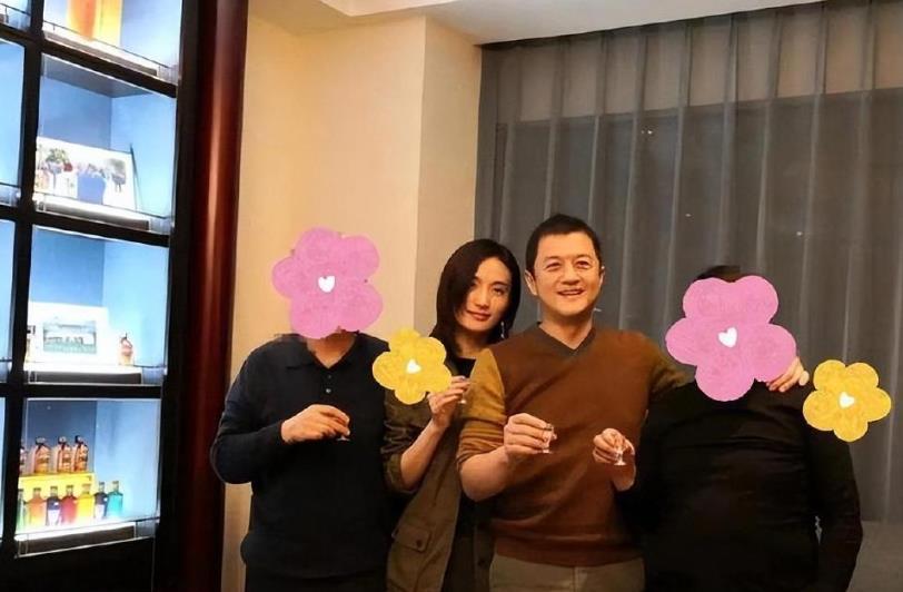 李亚鹏|李亚鹏1岁女儿患病严重,疑似其娇妻基因有问题,查询结果不理想