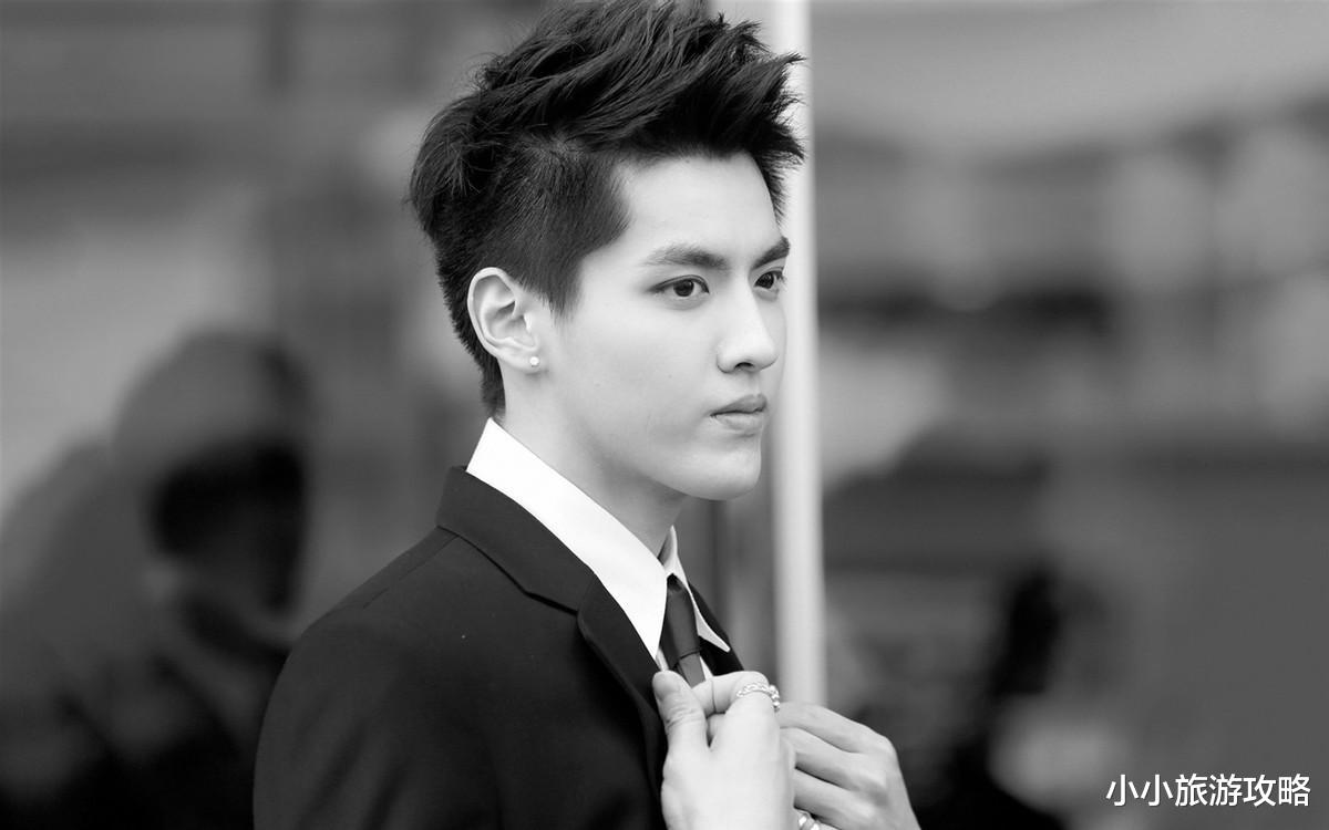 吴亦凡|曝吴亦凡状态：在狱中坚持写歌，有专人照顾其生活起居