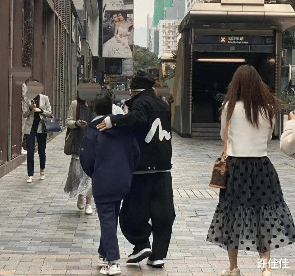 王宝强|马蓉王宝强疑似和解，携孩子出游被偶遇