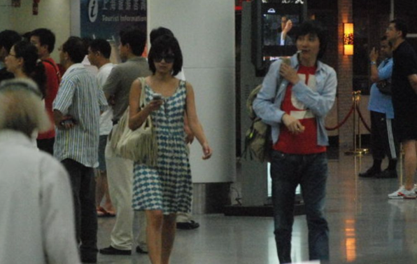 秦霄贤视她为女神,她却知三当三,高圆圆的“遮羞布”被公公撕下