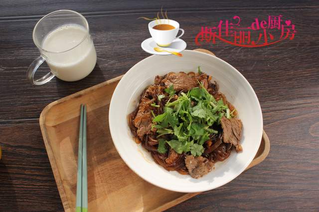 早餐|建议中老年: 早餐少吃馒头和稀饭,多吃这三样,美味营养又健康