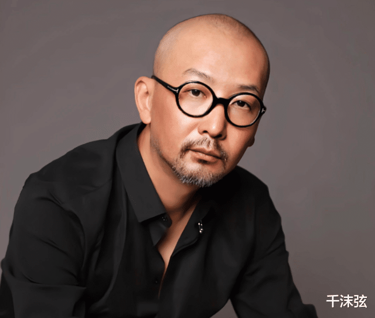 唐安琪|黄渤倪妮剧组突发事故！吊车六轮离地8人高空跌落，黄渤未报平安