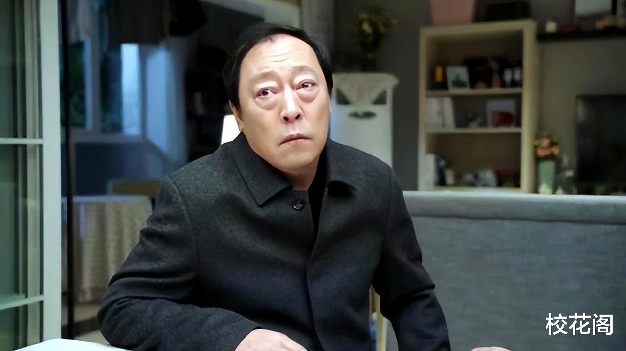 明明演技不咋地,却被捧成“老戏骨”,这8位演员演什么都一个样