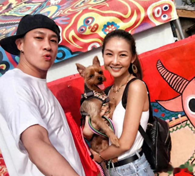 何润东老婆有多美？自信优雅似模特，颜值不输圈内一线明星