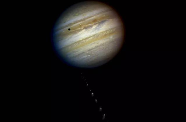 直径200公里,重达5000万亿吨,超级彗星或将在近地点被木星撕碎