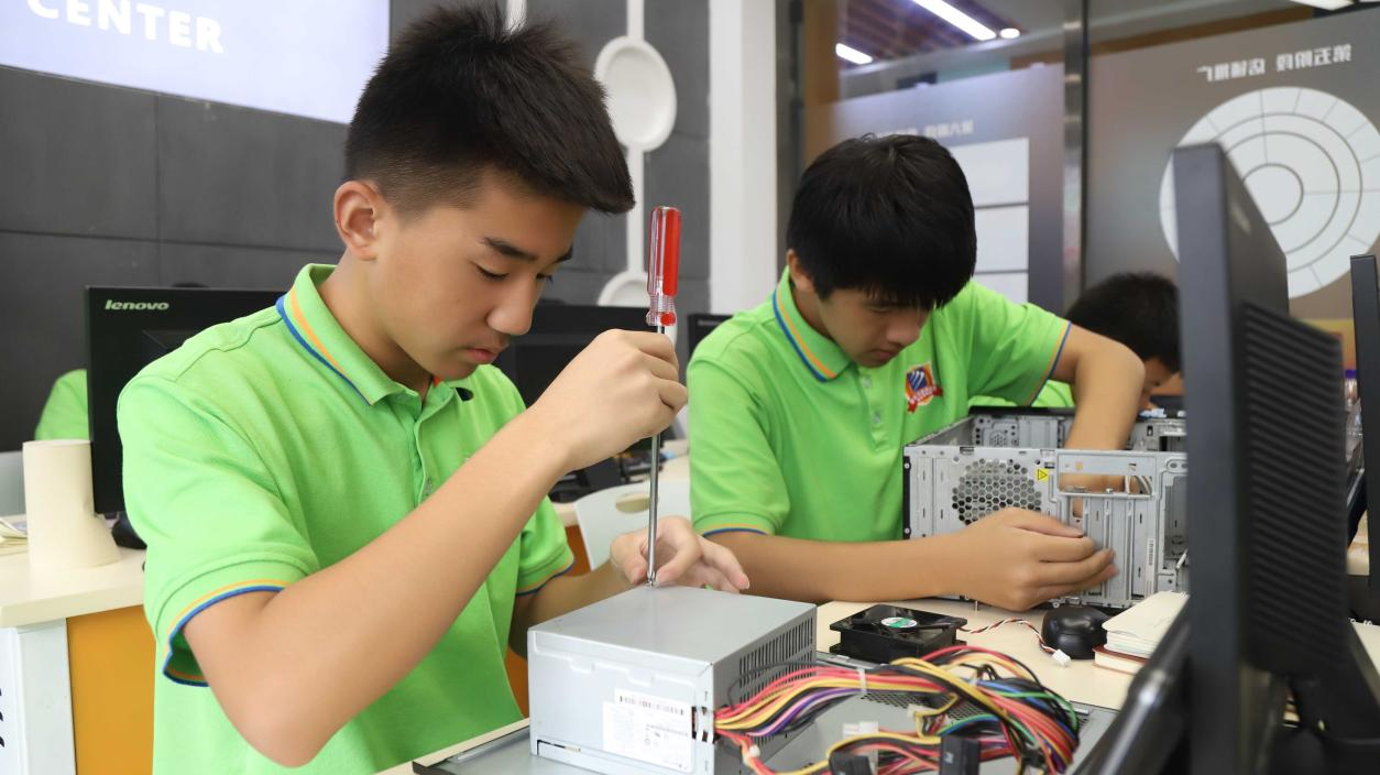 还在认为考不上高中才去读职校吗? 读职校的在升学方面有哪些优势?