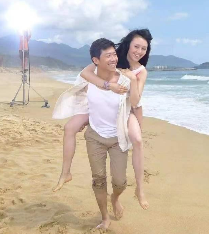 夏雨：结婚不邀请父亲，婚后与母亲明算账，妻子袁泉为他感到心疼