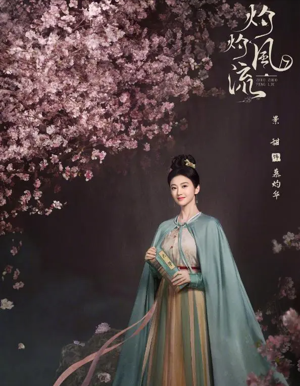 当35岁景甜和38岁王丽坤同框，我才彻底明白，什么叫气质和骨相