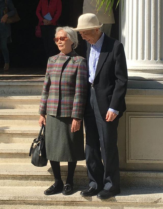帽子 六七十岁男人：可以不戴军帽、草帽，但这2种帽子不能少！很减龄