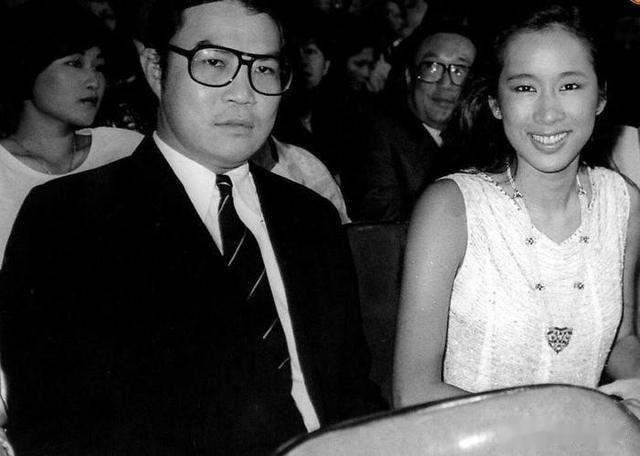 朱玲玲：一家三姐妹，姐姐比她还要美，老公一个比一个有钱！